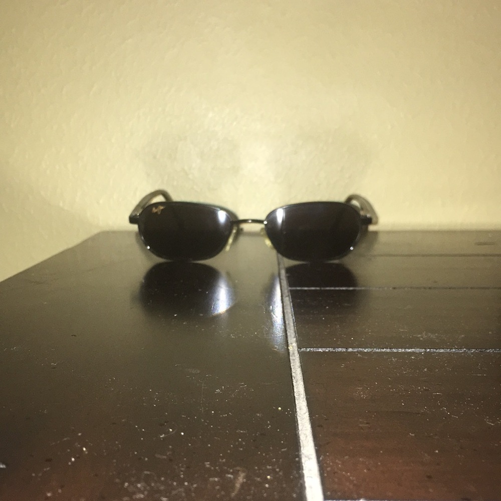 Maui Jim polarized black sunglasses
